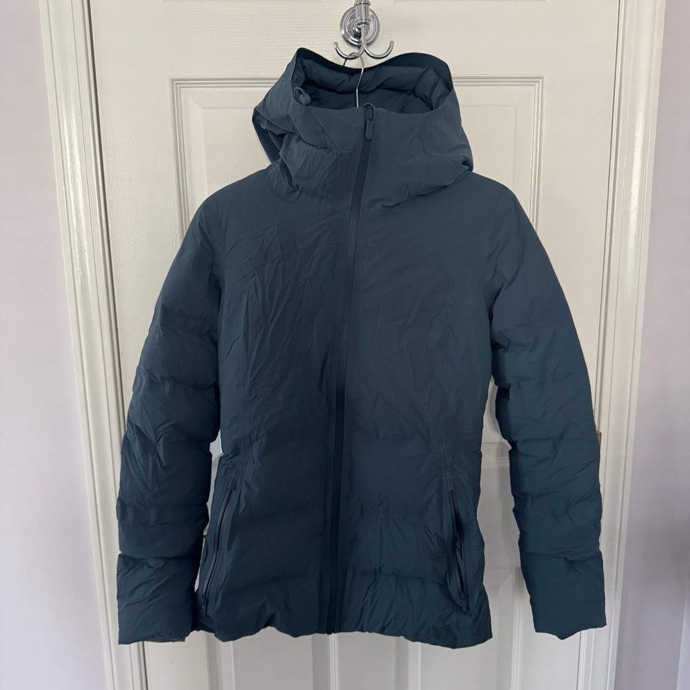 Lululemon Sleet Street Hooded Jacket